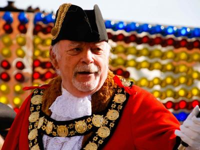 003-Mayor-Nick-Fogg-close-up