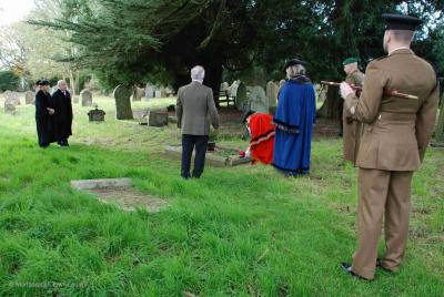 AD24-013-commonwealth-graves