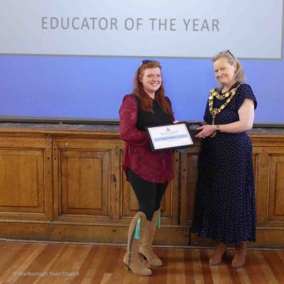 Educator-Holly-Gordon